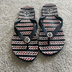 Tory Burch Emory RWB Flip Flops, Women’s Size 8.5, Front Logo in Silver